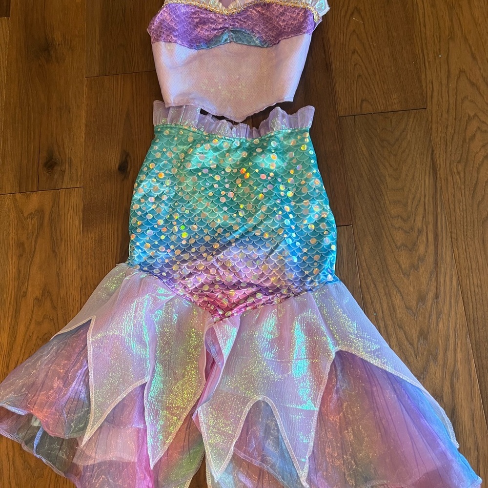 Disney’s The Little Mermaid Ariel's 2 Piece Mermaid Fashion